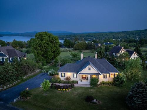 FaÃ§ade - 40 Rue Stone Haven, Lac-Brome, QC - Outdoor With Body Of Water With View