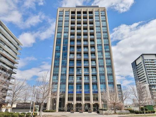 704-75 The Donway  W, Toronto, ON - Outdoor With Facade