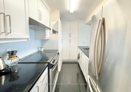 1408-90 Dale Ave, Toronto, ON - Indoor Photo Showing Kitchen With Upgraded Kitchen