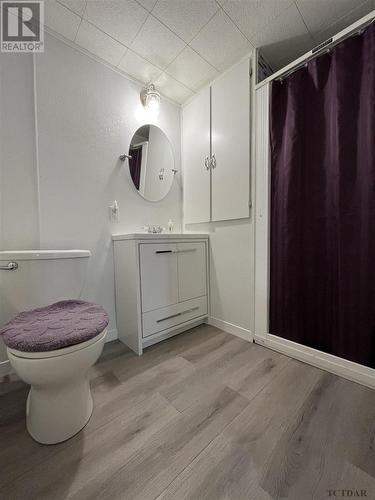 196 Timcor Cres, Timmins, ON - Indoor Photo Showing Bathroom