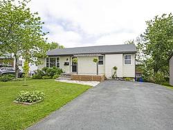 60 Evelyn Wood Place  Cole Harbour, NS B2V 2A5