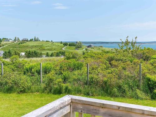 116 Back Road, Seaforth, NS 