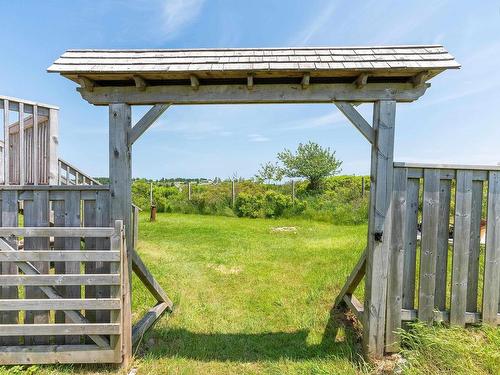 116 Back Road, Seaforth, NS 