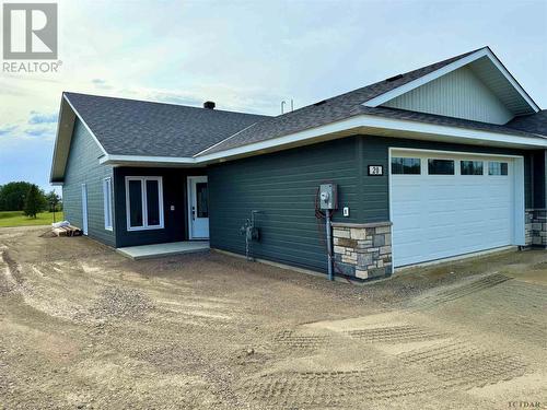 20 Golf St, Kapuskasing, ON - Outdoor