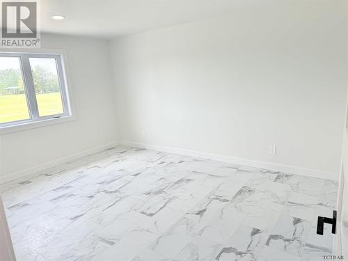 20 Golf St, Kapuskasing, ON - Indoor Photo Showing Other Room