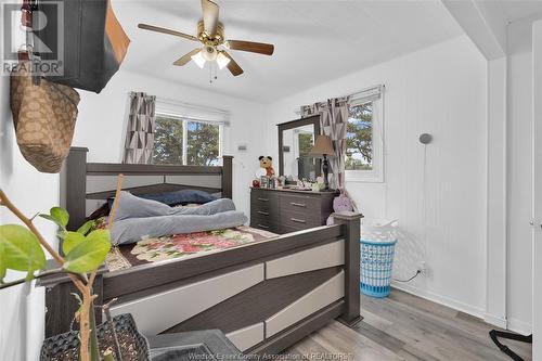 732 Vanier Street, Windsor, ON - Indoor Photo Showing Bedroom