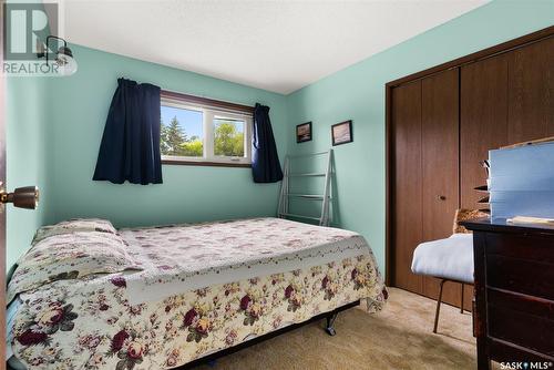 512 Dominion Street, Kelliher, SK - Indoor Photo Showing Bedroom