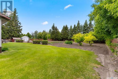 512 Dominion Street, Kelliher, SK - Outdoor