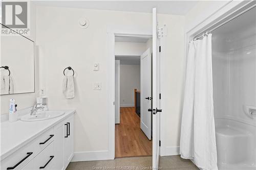 85 Warner Street, Moncton, NB - Indoor Photo Showing Bathroom