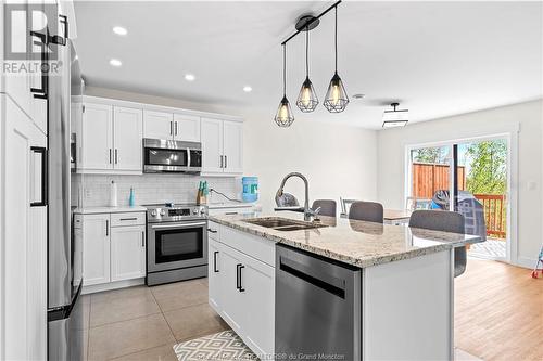 85 Warner Street, Moncton, NB - Indoor Photo Showing Kitchen With Stainless Steel Kitchen With Double Sink With Upgraded Kitchen