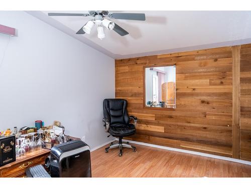 1621 Evans Rd, Creston, BC - Indoor Photo Showing Dining Room