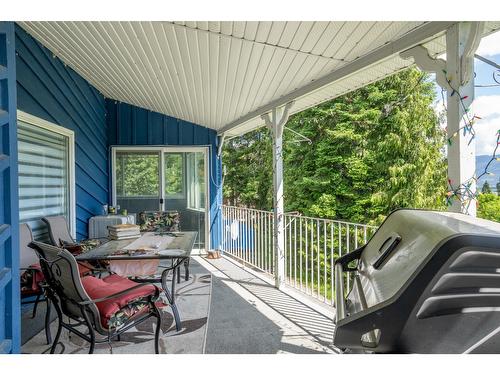 1621 Evans Rd, Creston, BC - Outdoor With Deck Patio Veranda With Exterior