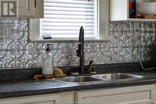 1347 Windermere Road, Windsor, ON - Indoor Photo Showing Kitchen With Double Sink