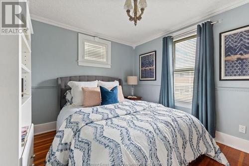 1347 Windermere Road, Windsor, ON - Indoor Photo Showing Bedroom