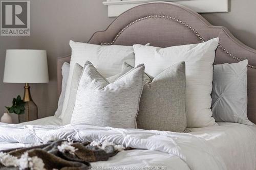 1347 Windermere Road, Windsor, ON - Indoor Photo Showing Bedroom