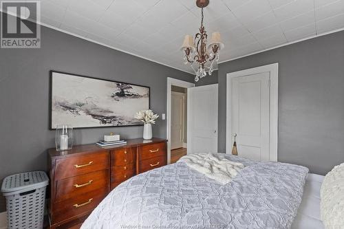 1347 Windermere Road, Windsor, ON - Indoor Photo Showing Bedroom