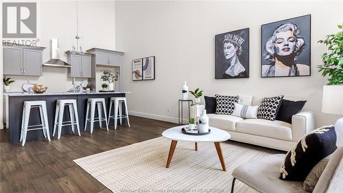 49 Callams Bay, Amherstburg, ON - Indoor Photo Showing Living Room