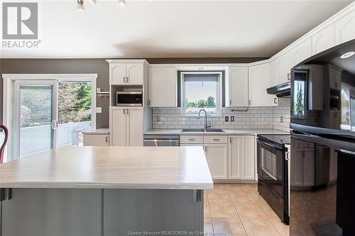 10 Hardwood, Moncton, NB - Indoor Photo Showing Kitchen