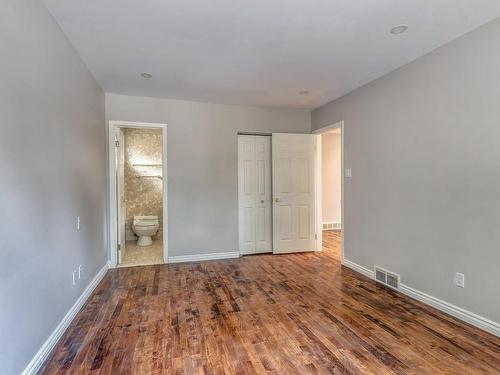 Master bedroom - 5712 Av. Whitehorne, Côte-Saint-Luc, QC - Indoor Photo Showing Other Room