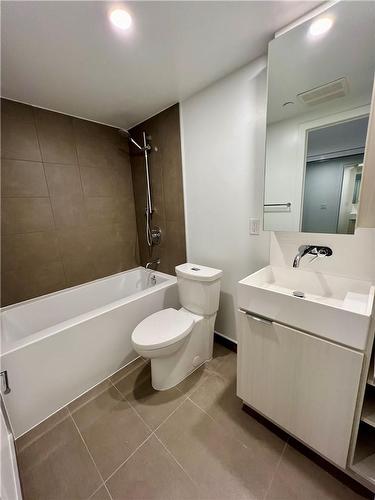 370 Martha Street|Unit #311, Burlington, ON - Indoor Photo Showing Bathroom