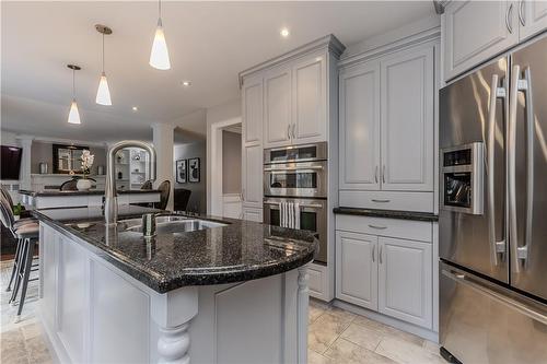 2187 Brays Lane, Oakville, ON - Indoor Photo Showing Kitchen With Double Sink With Upgraded Kitchen