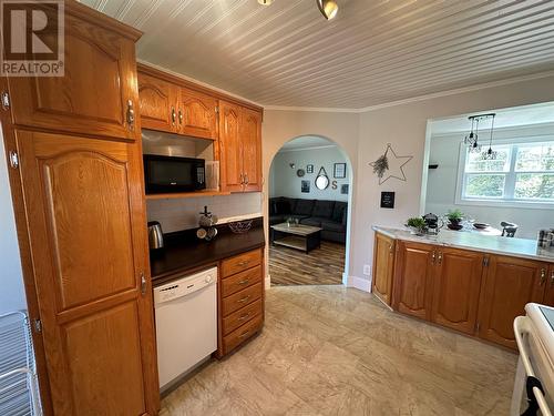 6 Pumphouse Road, Botwood, NL - Indoor Photo Showing Kitchen