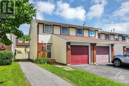 2402 Orient Park Drive, Ottawa, ON - Outdoor