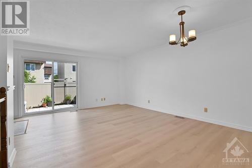 2402 Orient Park Drive, Ottawa, ON - Indoor Photo Showing Other Room