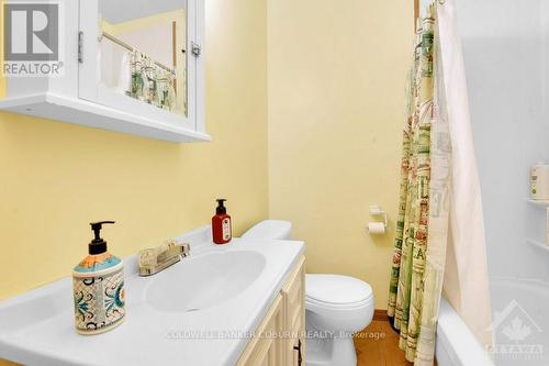 23 Ontario Street, South Dundas, ON - Indoor Photo Showing Bathroom