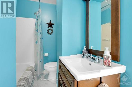 23 Ontario Street, South Dundas, ON - Indoor Photo Showing Bathroom