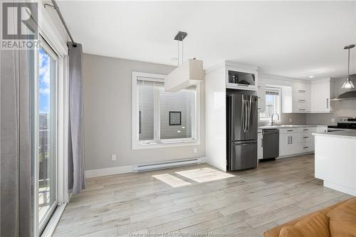 193 Francfort, Moncton, NB - Indoor Photo Showing Kitchen