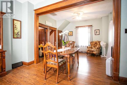 76 Wellington St, Sault Ste. Marie, ON - Indoor Photo Showing Dining Room