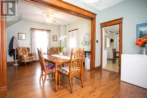 76 Wellington St, Sault Ste. Marie, ON - Indoor Photo Showing Dining Room