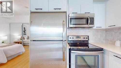 2507 - 20 Bruyeres Mews, Toronto, ON - Indoor Photo Showing Kitchen With Stainless Steel Kitchen