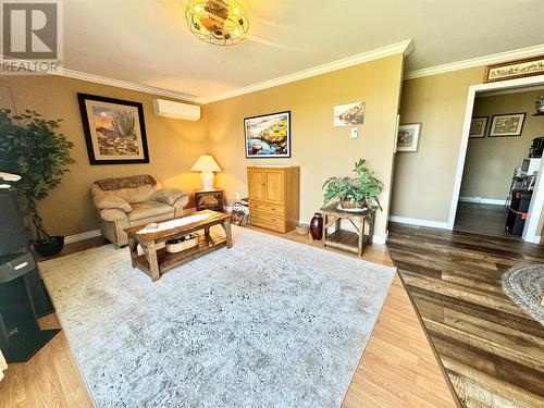 34 Main Street, Boyd'S Cove, NL - Indoor Photo Showing Living Room