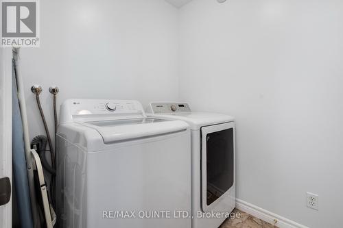 49 Chelsea Crescent, Belleville, ON - Indoor Photo Showing Laundry Room