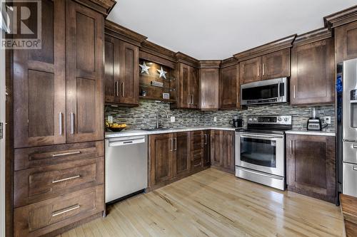 84 Kenai Crescent, St. John'S, NL - Indoor Photo Showing Kitchen With Upgraded Kitchen