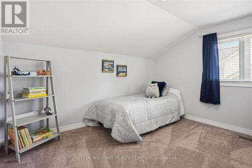 650 Laurier Avenue, Milton, ON - Indoor Photo Showing Bedroom