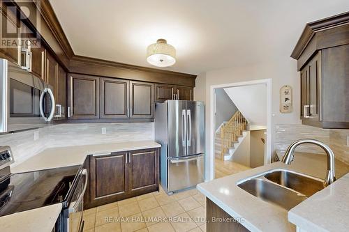 3239 Equestrian Crescent, Mississauga (Churchill Meadows), ON - Indoor Photo Showing Kitchen With Stainless Steel Kitchen With Double Sink