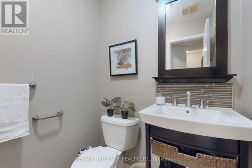 3239 Equestrian Crescent, Mississauga (Churchill Meadows), ON - Indoor Photo Showing Bathroom