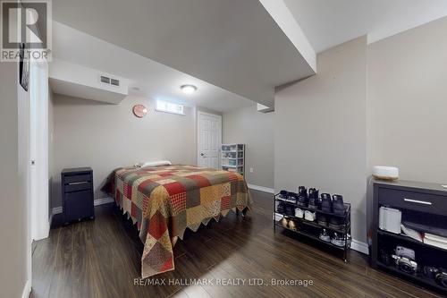 3239 Equestrian Crescent, Mississauga (Churchill Meadows), ON - Indoor Photo Showing Bedroom