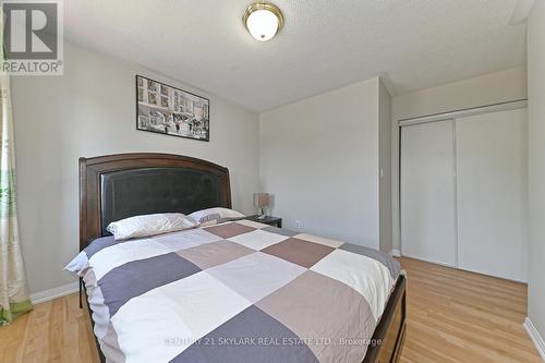 5640 Rosaline Road, Burlington, ON - Indoor Photo Showing Bedroom