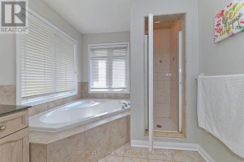 5640 Rosaline Road, Burlington, ON - Indoor Photo Showing Bathroom