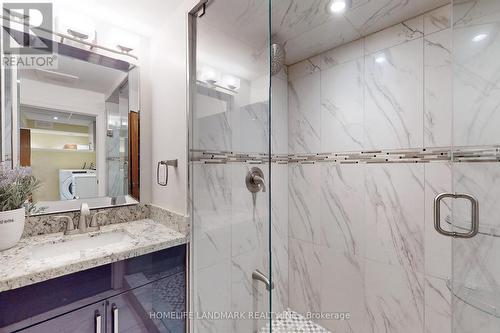 11 Frost Street, Toronto (Rexdale-Kipling), ON - Indoor Photo Showing Bathroom