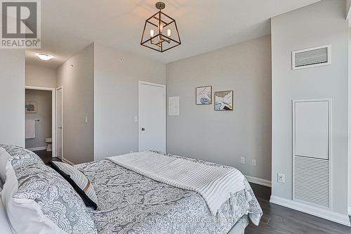 2803 - 11 Bogert Avenue, Toronto, ON - Indoor Photo Showing Bedroom