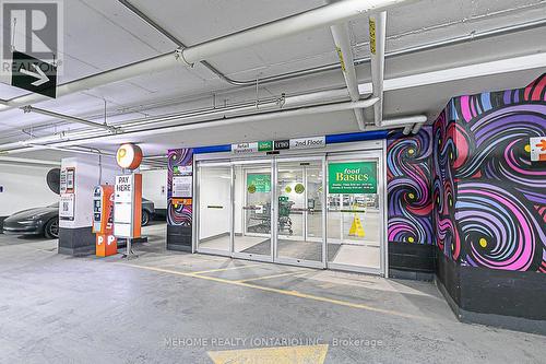 2803 - 11 Bogert Avenue, Toronto, ON - Indoor Photo Showing Garage