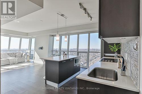 2803 - 11 Bogert Avenue, Toronto, ON - Indoor Photo Showing Kitchen