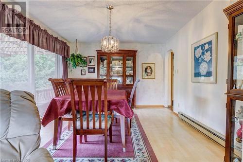 989 Silver Lake Rd, Sauble Beach South, ON - Indoor Photo Showing Dining Room