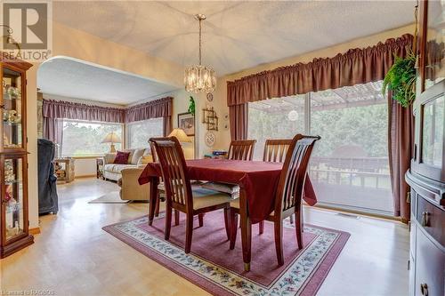 989 Silver Lake Rd, Sauble Beach South, ON - Indoor Photo Showing Dining Room