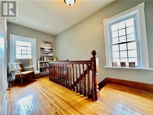 506 9Th Avenue, Hanover, ON - Indoor Photo Showing Other Room